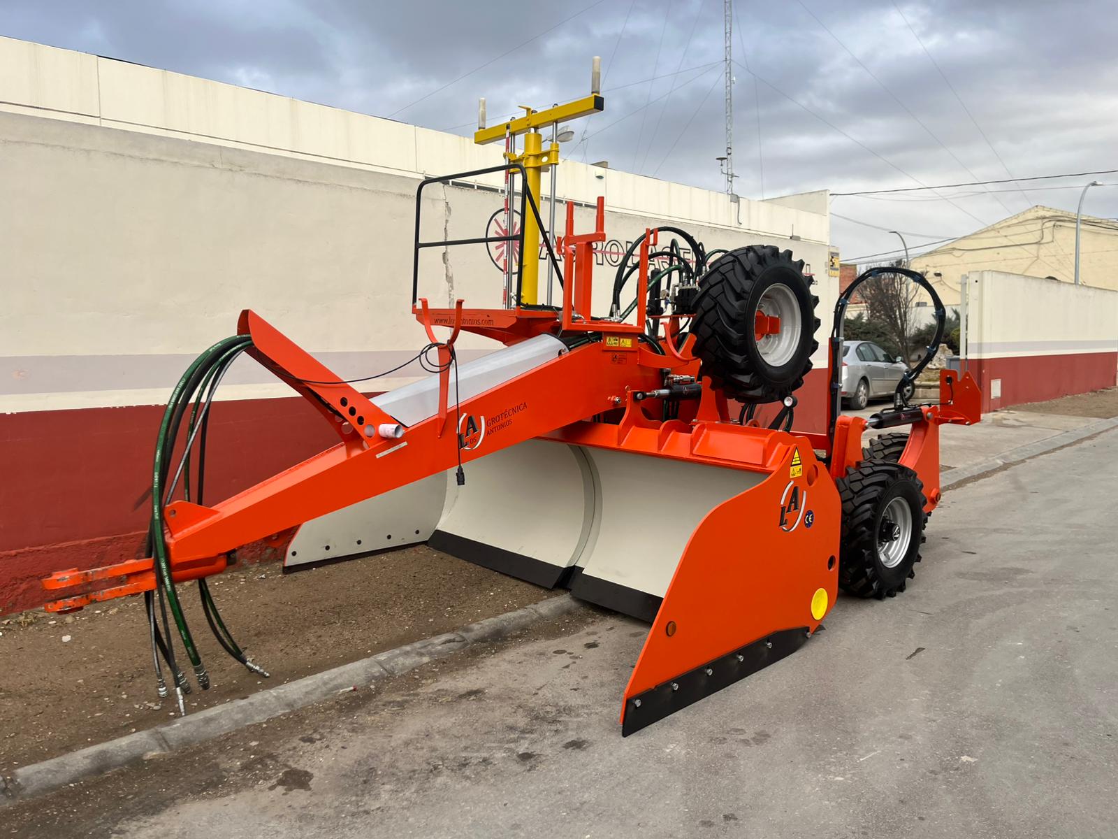 whatsapp image 2025 12 09 at 09.16.2d4.jpeg